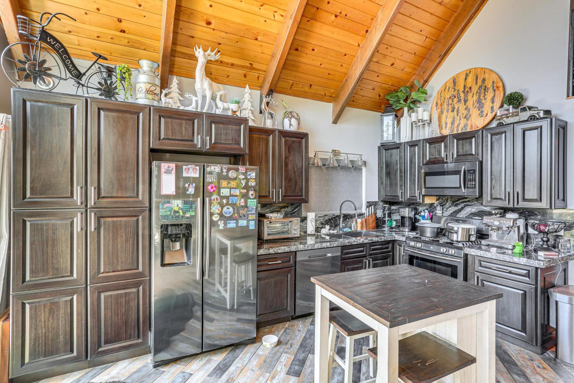 Lake Arrowhead Cabin With Hot Tub And Mountain Views! Bagian luar foto
