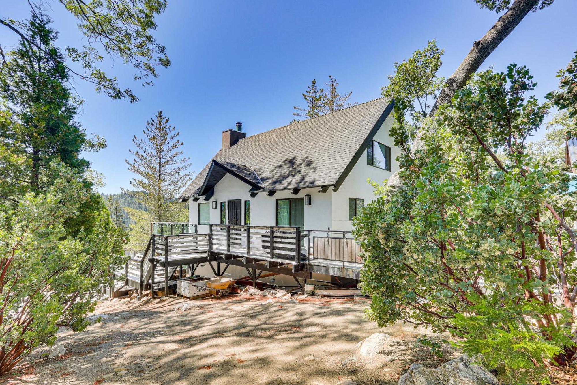 Lake Arrowhead Cabin With Hot Tub And Mountain Views! Bagian luar foto